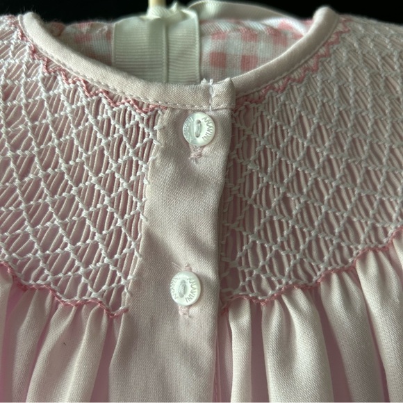 ANAVINI Hand Smocked Light Pink Dress With Crosses Baby Girls Size 9 Months - Picture 9 of 9